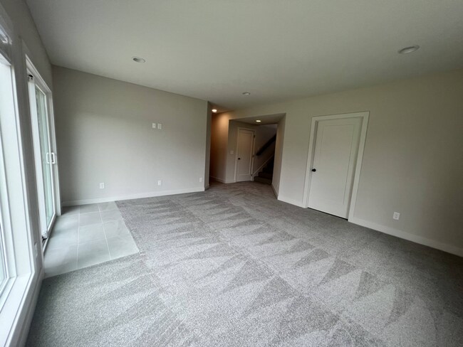 Building Photo - 11014 S Millstone Dr