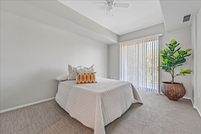 Building Photo - Gorgeous Condo at One Las Vegas!