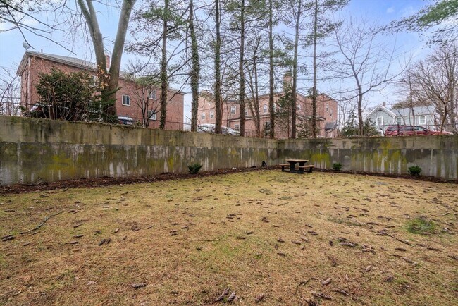 Building Photo - 995 Massachusetts Ave