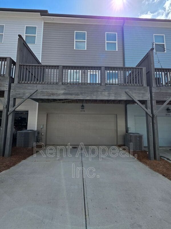 Building Photo - 3779 Oxford Cir