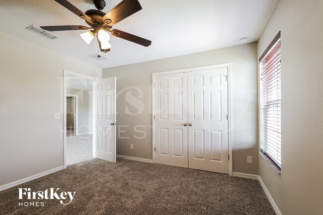 Building Photo - 186 Iron Horse Ln