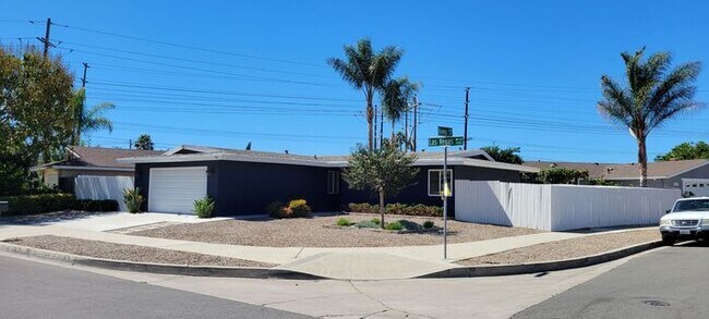 Building Photo - Beautifully Remodeled Single-Story Home on Corner Lot – Near Oceanside Beach!