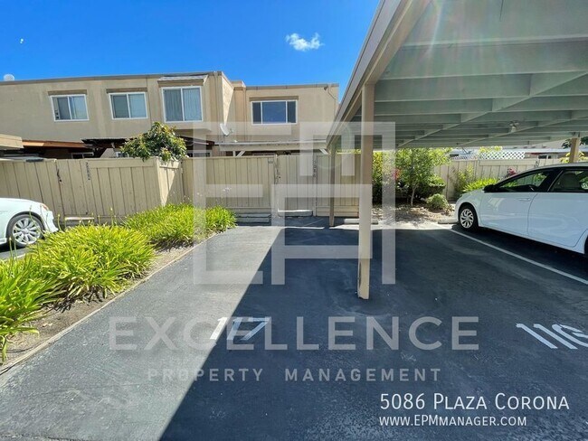 Building Photo - 5086 Plaza Corona