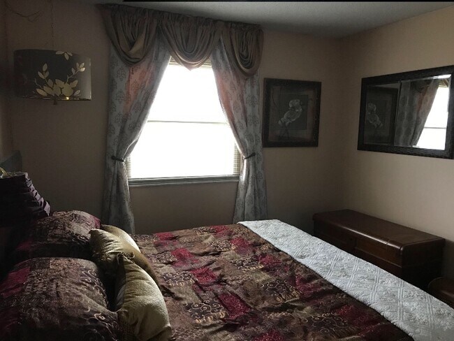 Building Photo - 7563 Bingham Ct