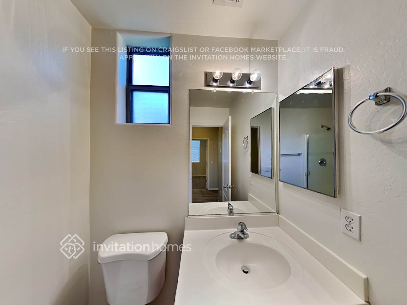 Building Photo - 2898 S Arroyo Ln
