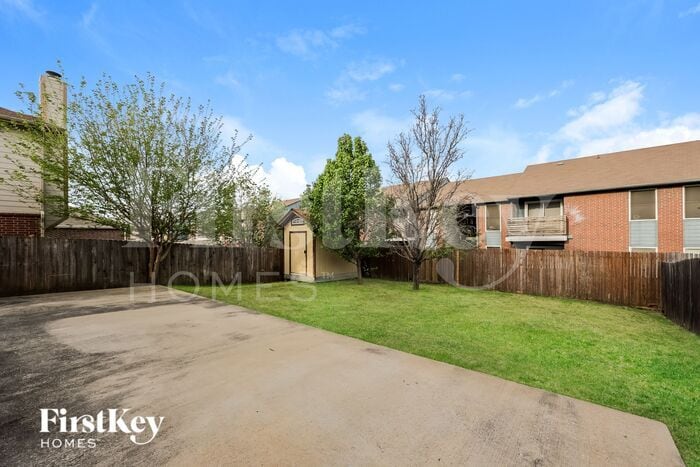 Building Photo - 7804 Whitney Ln