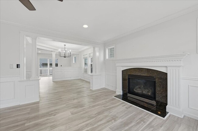 Building Photo - Kent Home