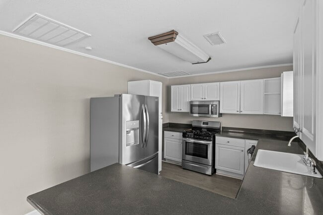 Building Photo - 5309 Perry Ave