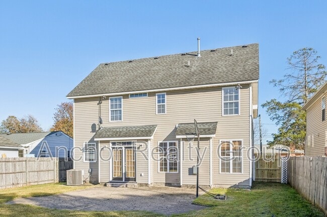 Building Photo - 1519 Elder Ave