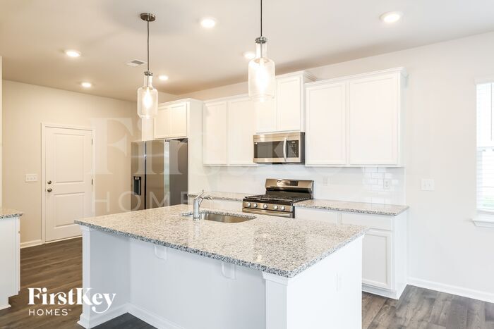 Building Photo - 408 Stonefence Dr