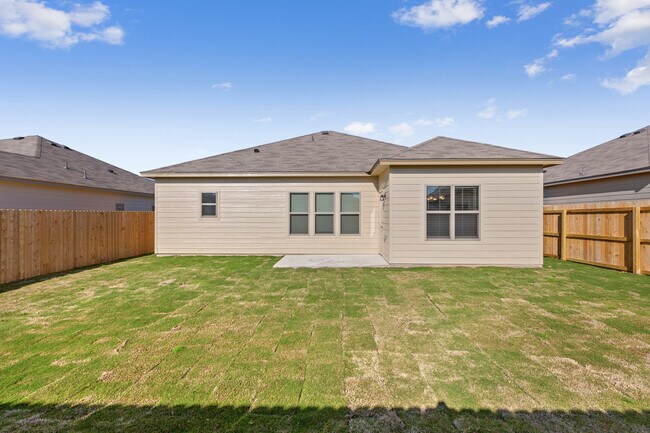 Building Photo - 623 Parkfield Ln