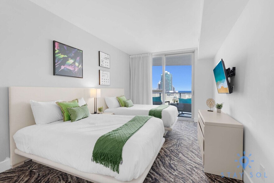 Building Photo - 4111 S Ocean Dr