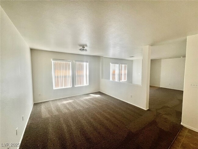 Building Photo - 3153 Amari Ave