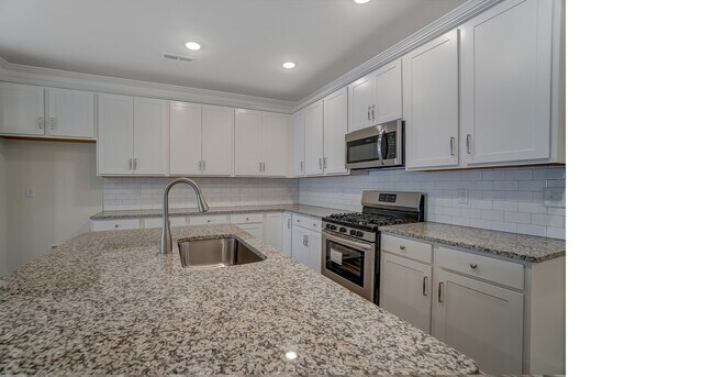 Building Photo - 2310 Creekmere Ln