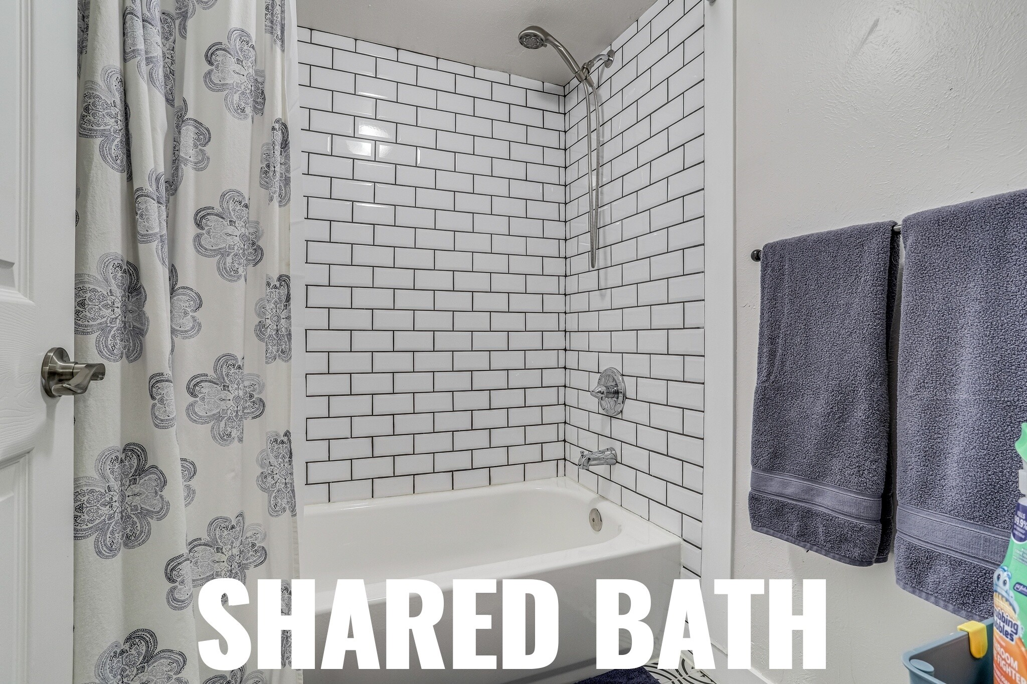 Building Photo - 2860 S Golden Way