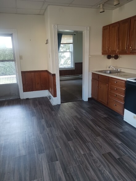 Building Photo - 2558 Lititz Pike