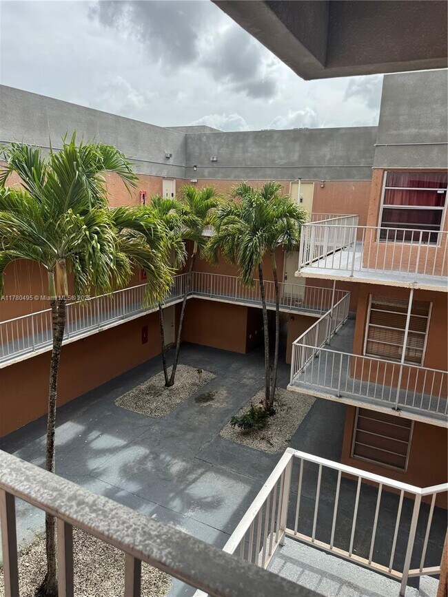 Building Photo - 17650 NW 68th Ave