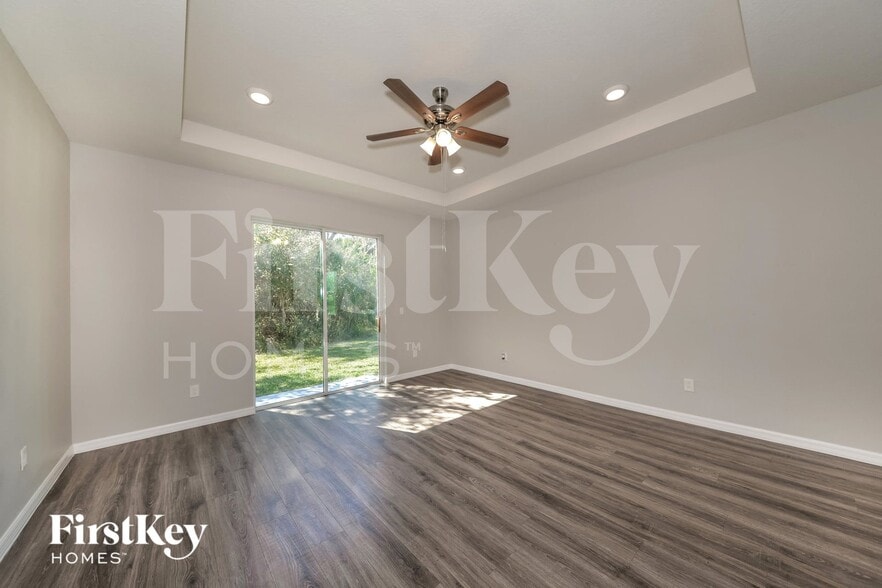 Building Photo - 6117 Oak Mill Terrace