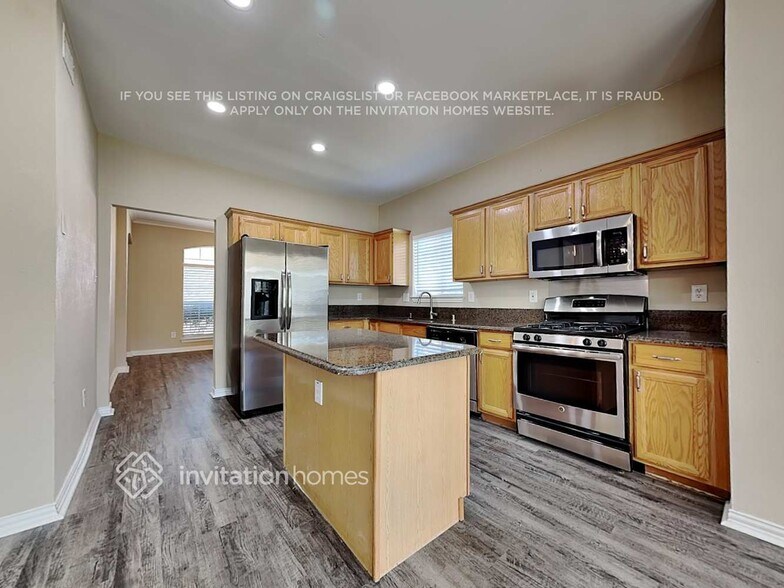 Building Photo - 1413 Ridge Meadow Dr