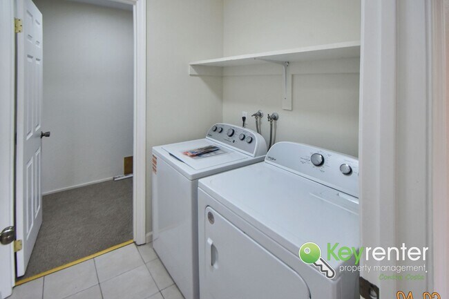 Building Photo - Welcome to Valley Crest Condos!