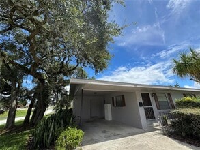 Building Photo - 424 Almond St