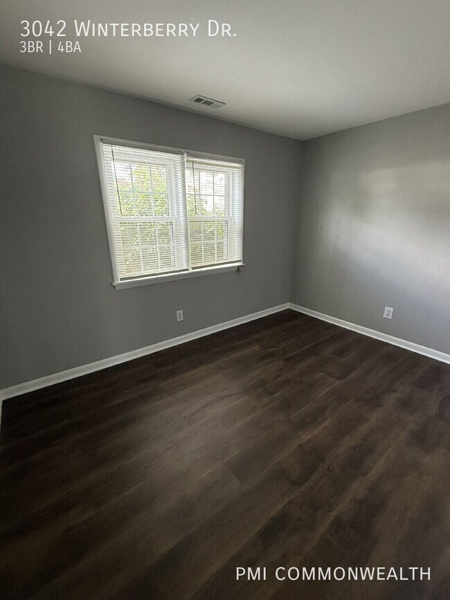 Building Photo - 3042 Winterberry Dr