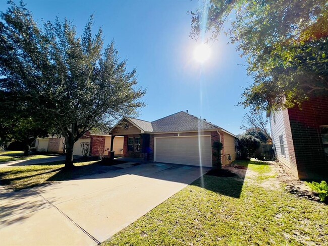 Building Photo - 26535 Marble Falls Bend