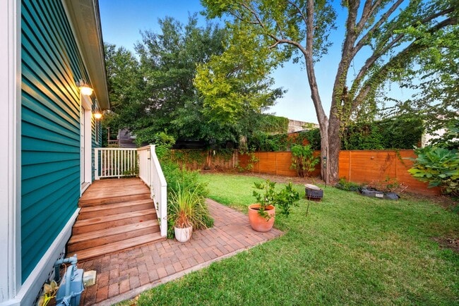 Building Photo - 1818 Decatur St