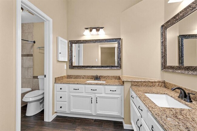 Building Photo - 9019 Driftstone Dr