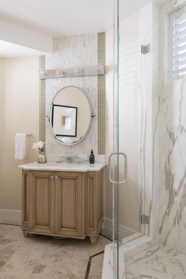 Building Photo - 10 Meadow Ln