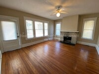 Building Photo - 2611 College St