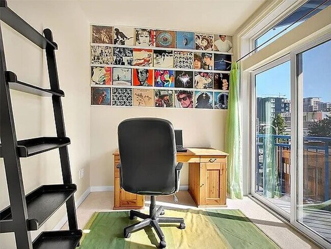 Building Photo - 1bd/1ba Apartment in Belltown