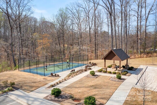 Building Photo - 5058 Antebellum Dr