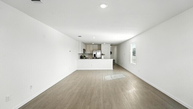 Building Photo - 764 Horsetail Ln