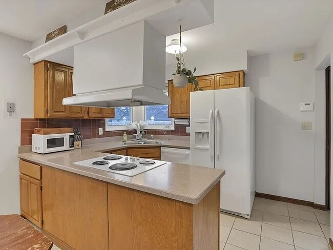 Building Photo - 5554 Fescue Dr