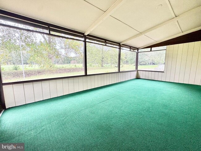 Building Photo - 39 S Turnberry Dr