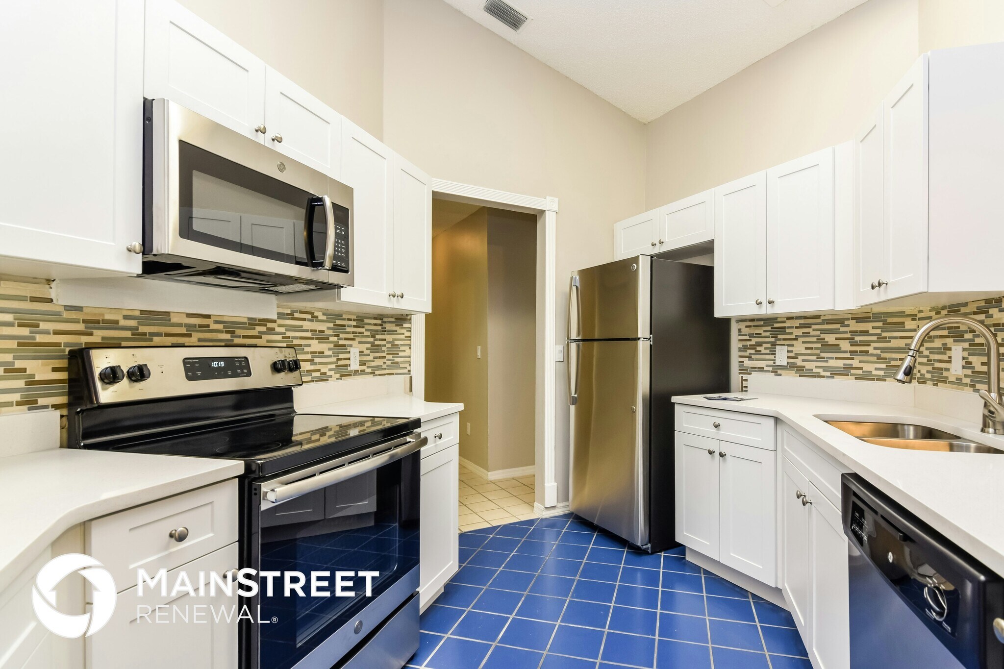 Building Photo - 812 Crestridge Dr