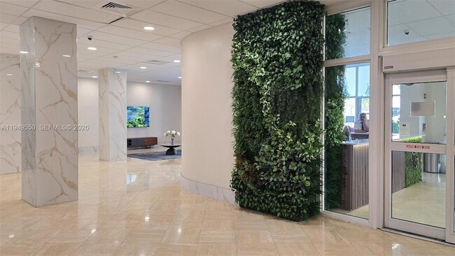 Building Photo - 250 174th St