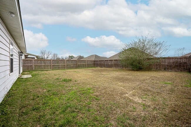 Building Photo - Rental in Landon Green Subdivision