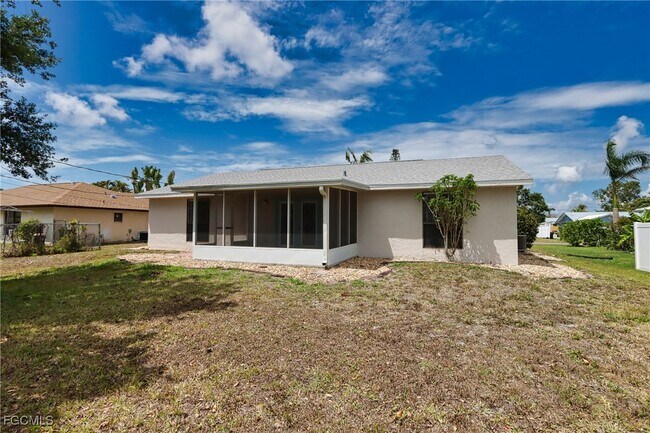 Building Photo - 7188 Bucknell Dr