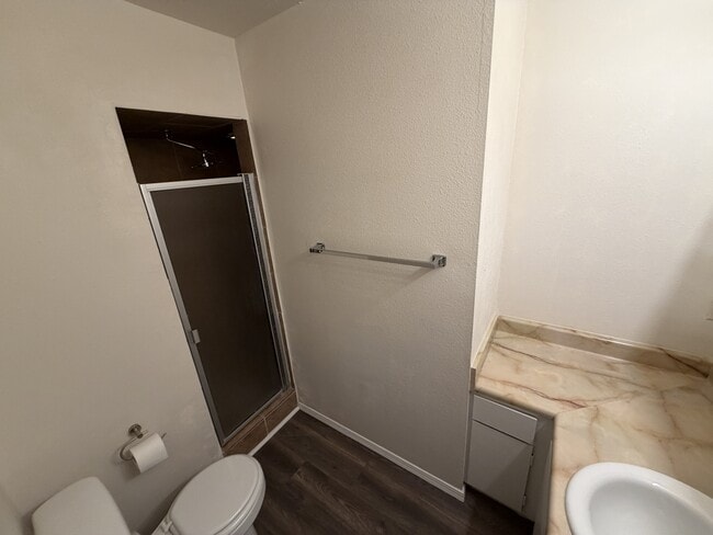 Building Photo - 14 Bent Tree Rd