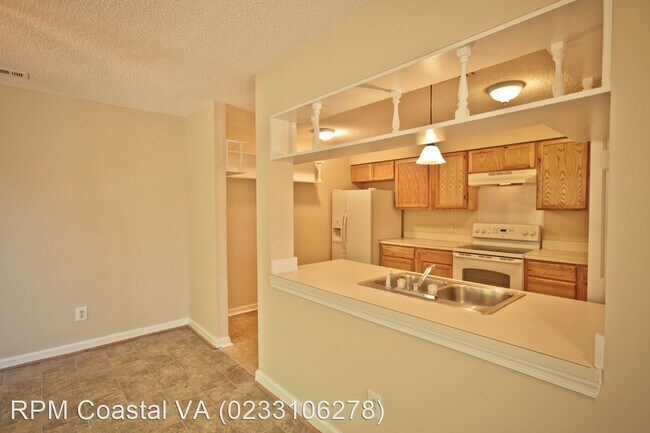Building Photo - 2 br, 2.5 bath House - 475 Lees Mill Dr.