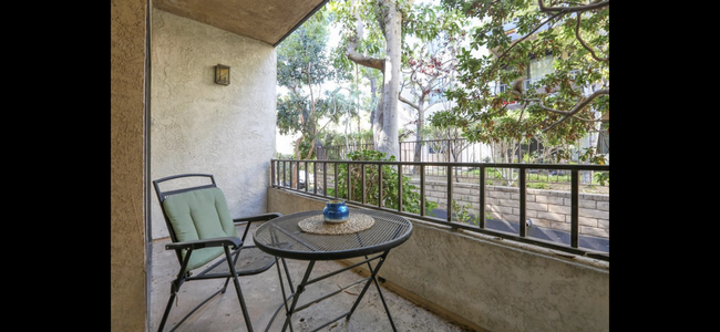 Patio w/ Grill and Storage - 8707 Falmouth Ave