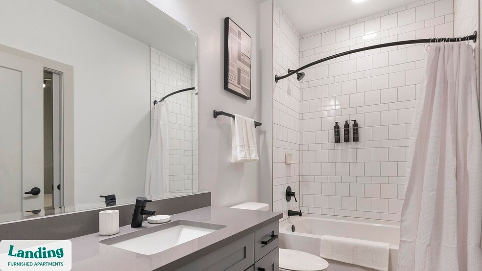 Building Photo - 1148 N Main St