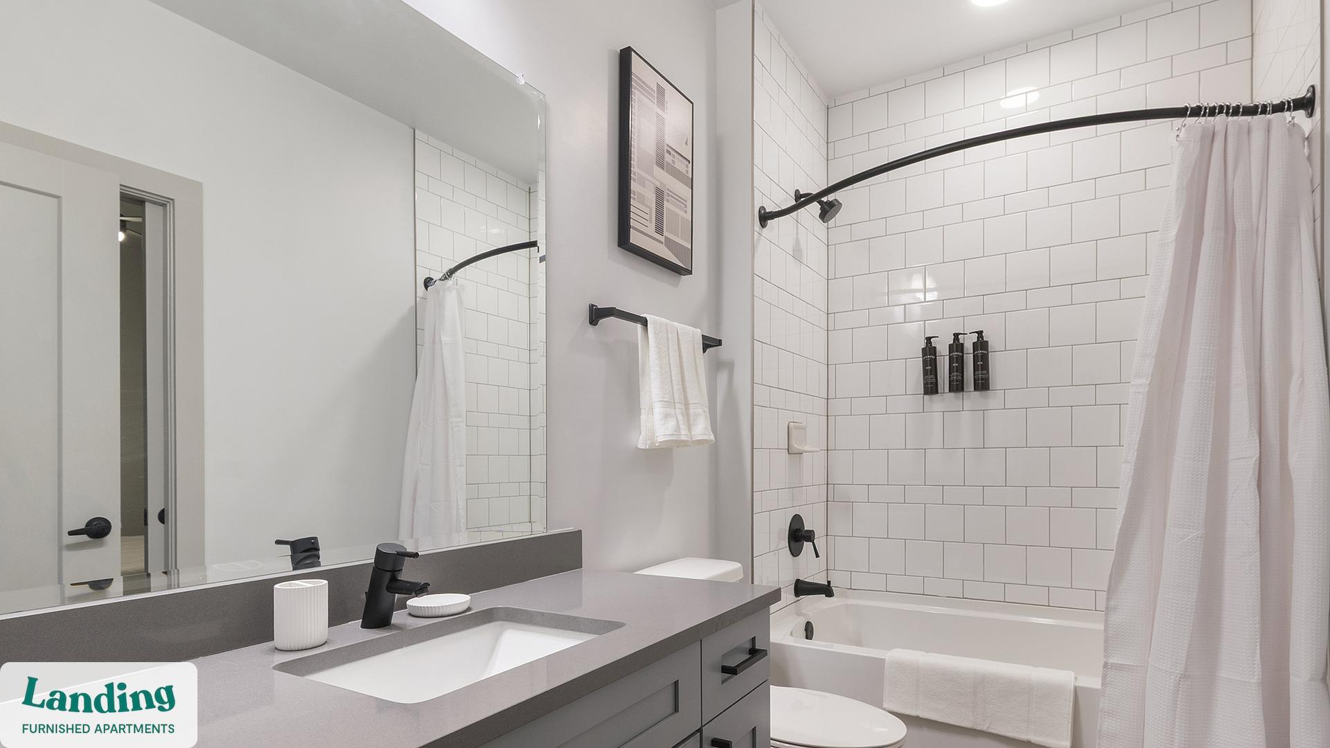 Building Photo - 1148 N Main St