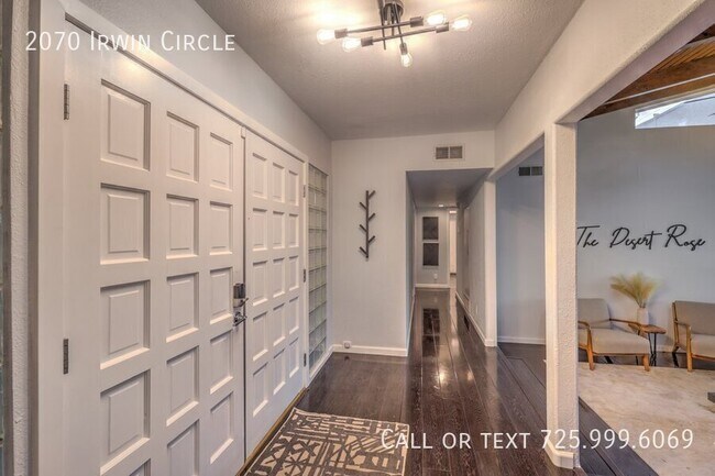 Building Photo - 2070 Irwin Cir