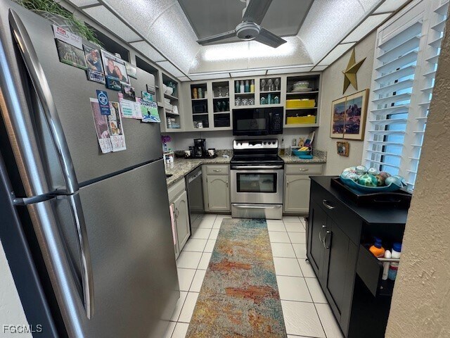 Building Photo - 1624 Pine Valley Dr