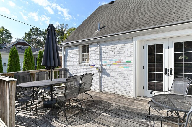Building Photo - 511 Cannons Ln