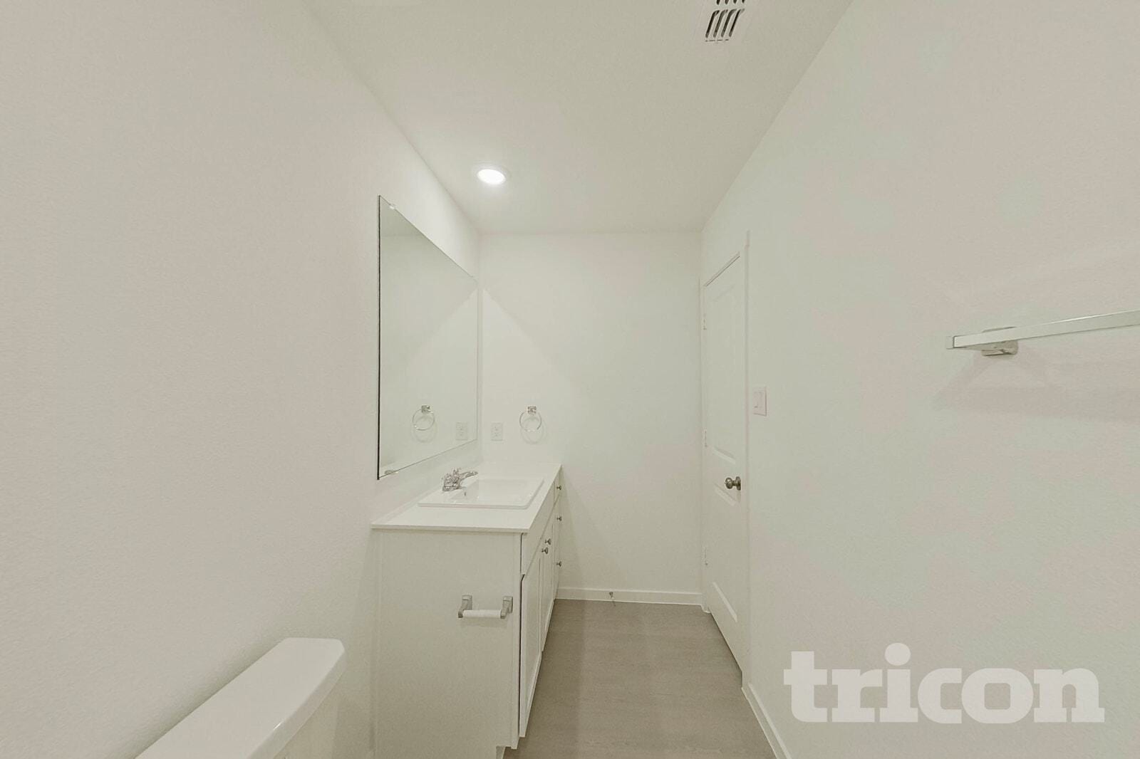 Building Photo - 814 Ginkgo Wy