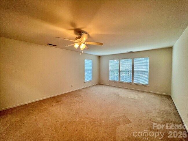 Building Photo - 10707 Fred Gutt Dr